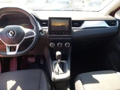 Photo 9 Renault Captur  E-Tech full hybrid 145