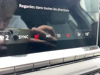 Photo 23 Renault Megane  E-Tech EV60 220 ch super charge