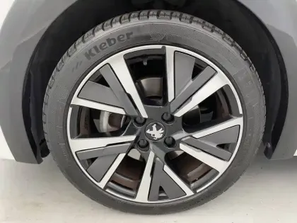 Photo 16 Peugeot 208  PureTech 100 S&S BVM6