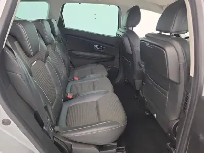 Photo 75 Renault Scenic Grand  dCi 130 Energy