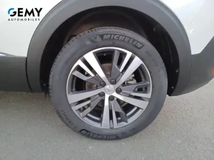 Photo 10 Peugeot 5008  PureTech 130ch S&S EAT8