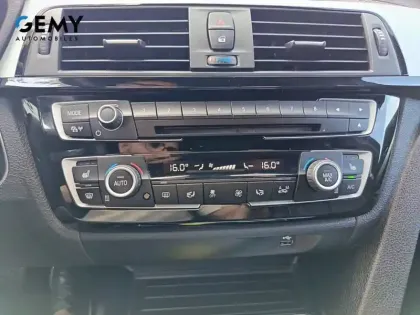 Photo 24 BMW Serie 3 Touring 318i 136 ch BVA8
