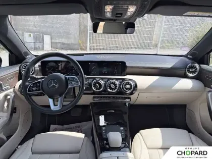 Photo 11 Mercedes Classe A  250 e 8G-DCT