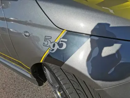Photo 11 Abarth 500 595 Competizione 1.4 T-Jet 16V
