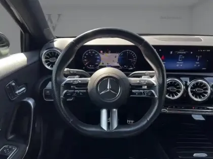 Photo 13 Mercedes Classe A 250 e Hybrid EQ AMG Line