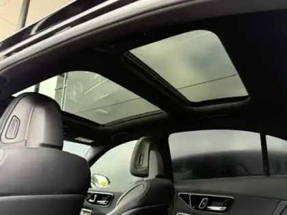 Photo 7 Mercedes Classe C  300 e Hybrid EQ Berli