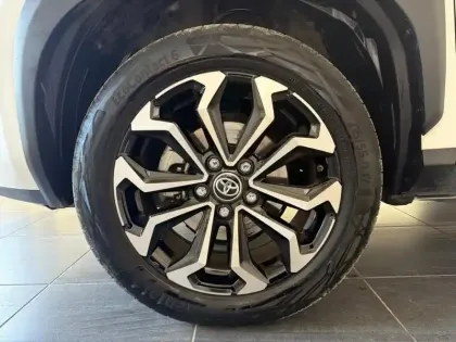 Photo 8 Toyota Yaris  Cross 116h Design MY22