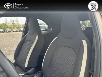 Photo 10 Toyota Aygo X  1.0 VVT-i 72ch Design S-CVT