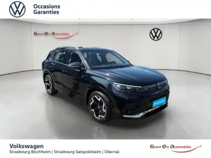 Photo 7 Volkswagen Tiguan  1.5 eTSI 150ch R-Line Edition DSG7