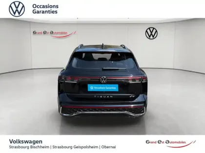 Photo 6 Volkswagen Tiguan  1.5 eTSI 150ch R-Line Edition DSG7