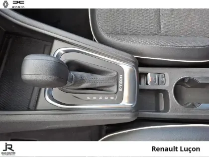 Photo 5 Renault Captur  1.6 E-Tech hybride 145ch Techno