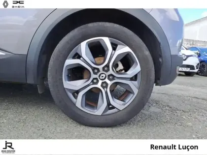 Photo 7 Renault Captur  1.6 E-Tech hybride 145ch Techno