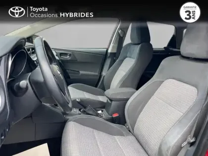 Photo 10 Toyota Auris  Touring Sports HSD 136h Collection