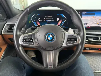 Photo 8 BMW Serie 3 Série 3 Touring 330eA xDrive 292ch M Sport