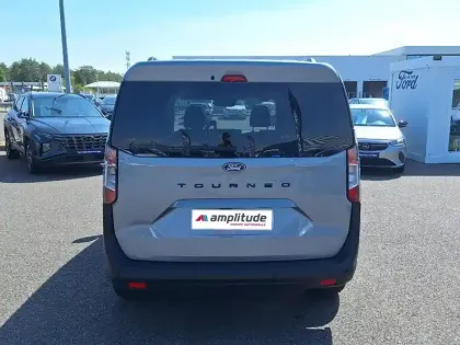 Photo 9 Ford Tourneo Courier  1.0 EcoBoost 125ch S&S Titanium
