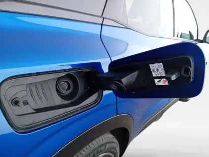 Photo 9 Renault Austral  1.2 E-Tech full hybrid 200ch Iconic esprit Alpine- 24