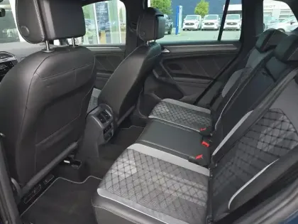 Photo 11 Volkswagen Tiguan  1.4 eHybrid 245ch R-Line DSG6