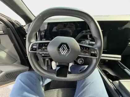 Photo 14 Renault Austral  1.2 E-Tech full hybrid 200ch Iconic