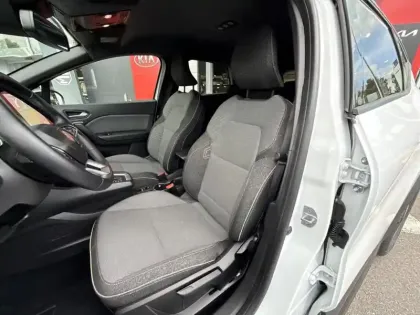 Photo 10 Renault Captur  1.6 E-Tech full hybrid 145ch Techno
