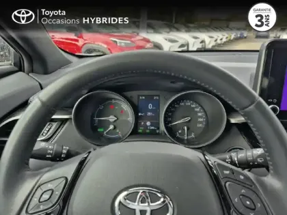 Photo 12 Toyota C-HR  1.8 Hybride 122ch Design Ultimate E-CVT