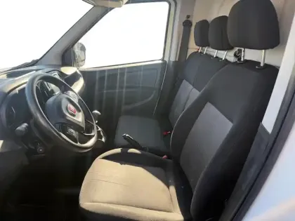 Photo 23 Fiat Doblo  Cargo 1.4 i.e. 95ch Pack Professional Trio Nav E6