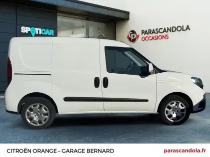 Photo 18 Fiat Doblo  Cargo 1.4 i.e. 95ch Pack Professional Trio Nav E6