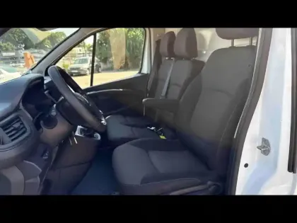 Photo 10 Renault Trafic  Fg L1H1 2T8 2.0 Blue dCi 130ch Confort