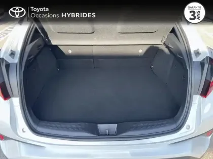 Photo 9 Toyota C-HR  2.0 Hybride 184ch Design Ultimate E-CVT