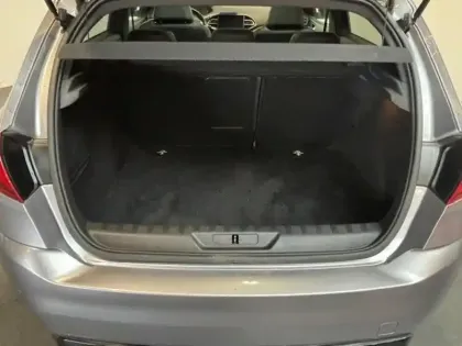 Photo 11 Peugeot 308  1.6 BlueHDi 120 GT Line EAT6 Toit Pano / Led / GPS / Camera