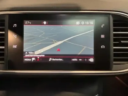 Photo 8 Peugeot 308  1.6 BlueHDi 120 GT Line EAT6 Toit Pano / Led / GPS / Camera