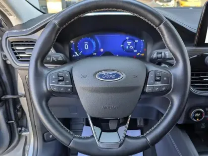 Photo 11 Ford Kuga  2.5 DURATEC PHEV 225CH POWERSPLIT eCVT VIGNALE