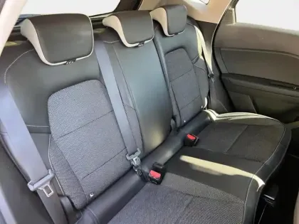 Photo 11 Renault Captur  1.6 E-Tech hybride 145ch Techno
