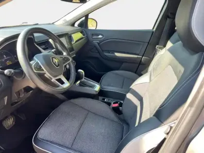 Photo 13 Renault Captur  1.6 E-Tech hybride 145ch Techno