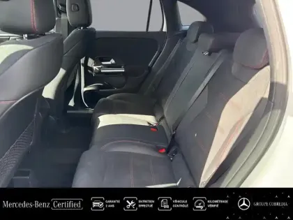 Photo 10 Mercedes GLA  180 d 116ch AMG Line 8G-DCT