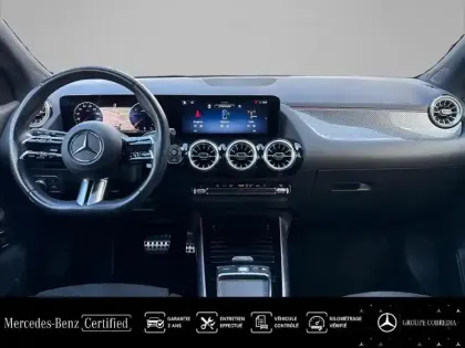 Photo 5 Mercedes GLA  180 d 116ch AMG Line 8G-DCT