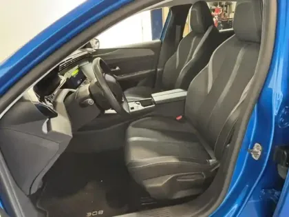 Photo 10 Peugeot 308  1.5 BlueHDi 130 Allure Pack GPS Camera 180 Carplay