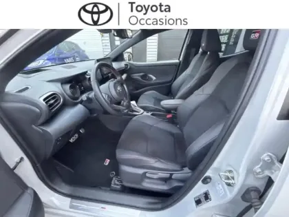 Photo 11 Toyota Yaris  116h GR Sport 5p MY22
