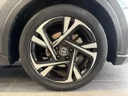 Photo 7 Toyota C-HR  122h Edition 2WD E-CVT MY22
