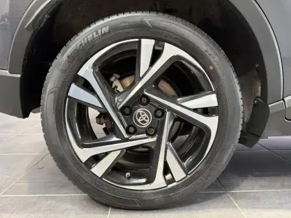 Photo 9 Toyota C-HR  122h Edition 2WD E-CVT MY22