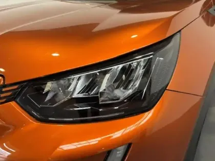 Photo 7 Peugeot 2008  e- 136 Style Carplay /Camera 180 / sièges chauffants