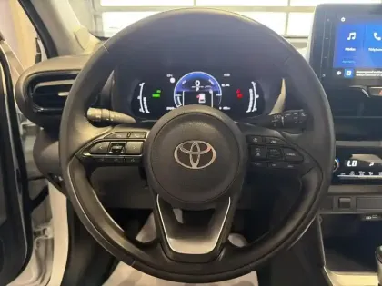 Photo 11 Toyota Yaris  Cross 116h Dynamic MC24