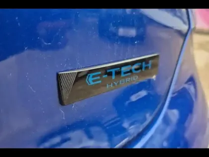 Photo 10 Renault Clio  1.6 E-Tech 145ch full hybrid esprit Alpine