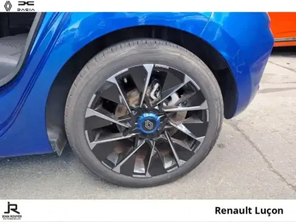Photo 7 Renault Clio  1.6 E-Tech 145ch full hybrid esprit Alpine - 25