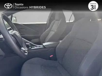 Photo 10 Toyota C-HR  1.8 Hybride 140ch Dynamic MY25