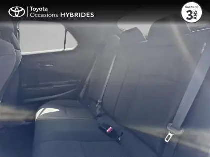 Photo 11 Toyota C-HR  1.8 Hybride 140ch Dynamic MY25