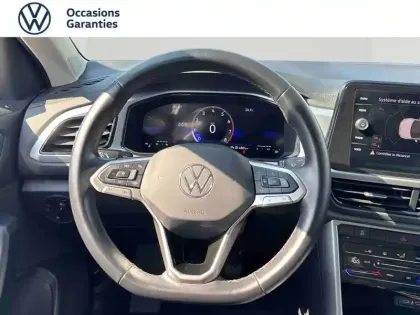 Photo 10 Volkswagen T-roc  1.0 TSI 110ch Life