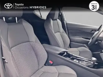 Photo 5 Toyota C-HR  1.8 Hybride 122ch Design Ultimate E-CVT