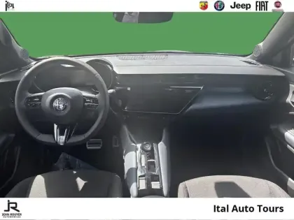 Photo 22 Alfa Romeo Junior  Elettrica 156ch 54kWh Sprint Prime CEE de 4800? déduite
