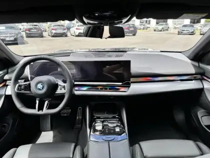 Photo 9 BMW Serie 5 Série 5 530e 299ch M Sport xDrive