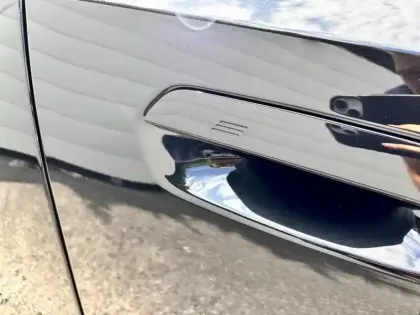 Photo 14 BMW Serie 5 Série 5 530e 299ch M Sport xDrive